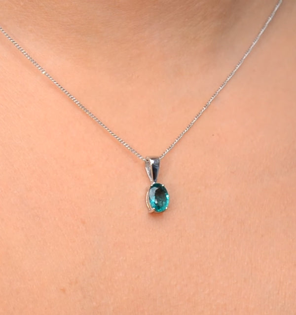 Emerald 7 x 5mm Pendant Necklace Set in 9K White Gold